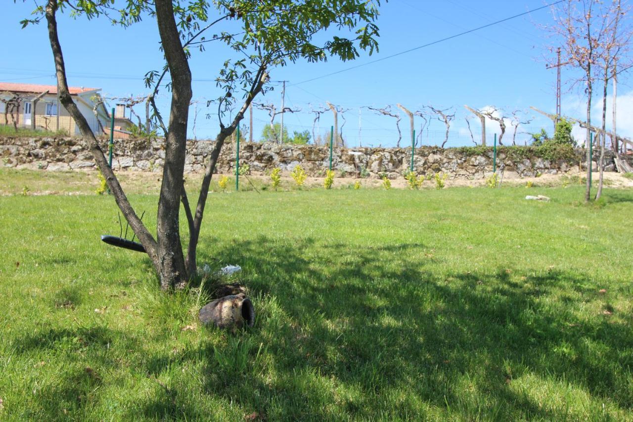 Casas Do Campo Da Moita
