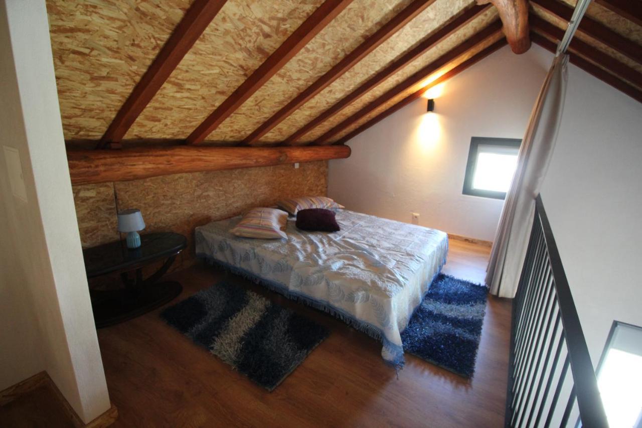 Casas Do Campo Da Moita
