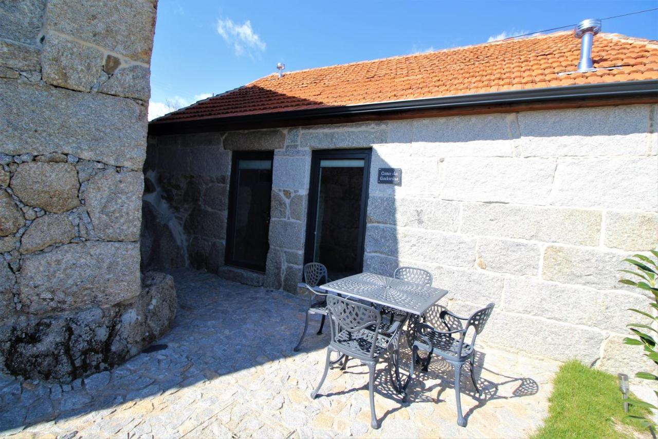 Casas Do Campo Da Moita *